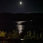 Lily * Neum