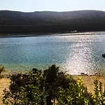 Διαμέρισμα Lily Neum
