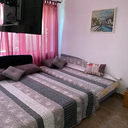 Lily Apartment *